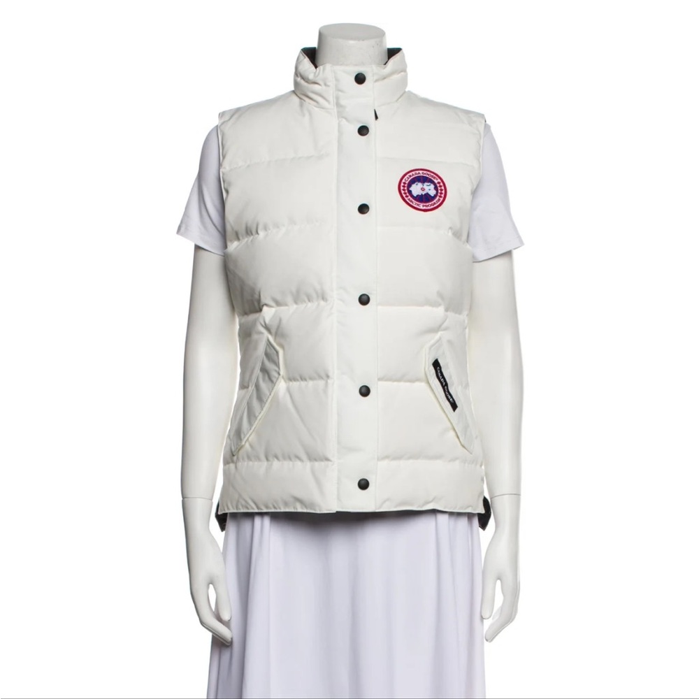 NWT Canada Goose puffer vest